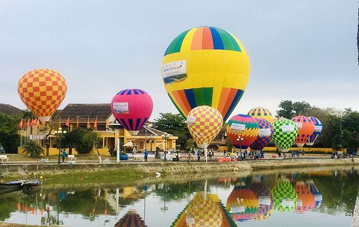 Ngày hội Khinh khí cầu lần đầu tiên tổ chức tại Hội An, diễn ra trong ngày 25 và sáng 26/3/2022